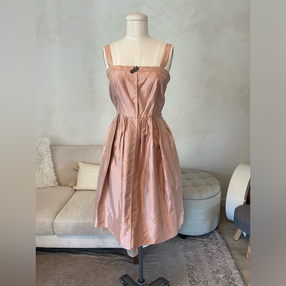 Vera Wang Dresses & Skirts - VERA WANG PINK FORMAL DRESS STRAIGHT SQUARE NECKLINE A-LINE DRESS